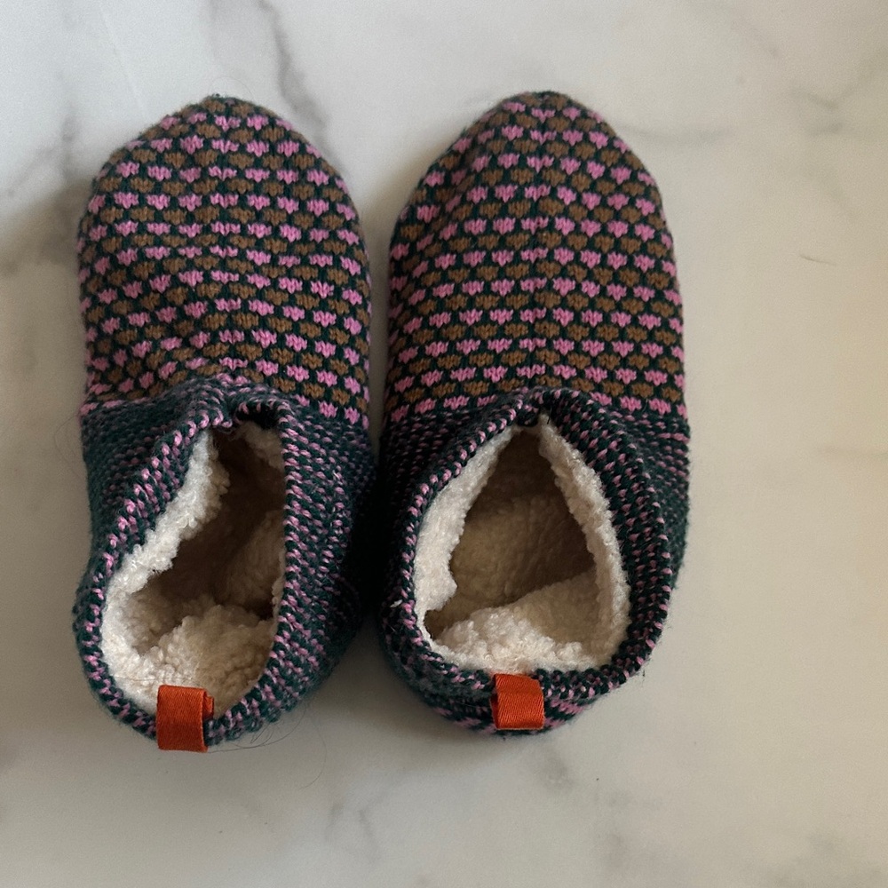 Bombas Pink and Black Women's Slippers